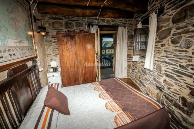 CASA AMELIA en ANLLARES DEL SIL — miniatura 5