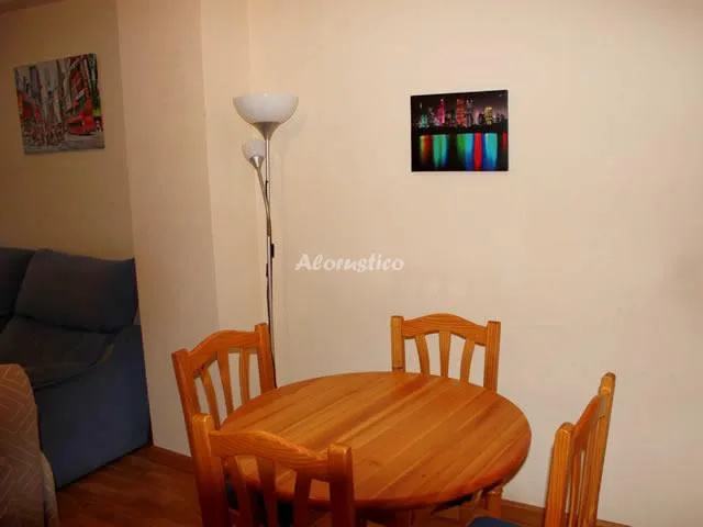 APTO LA CENICIENTA en LEON — foto 2