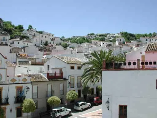 Alojamiento turístico CASA PEDRO en MONTEJAQUE · MÁLAGA