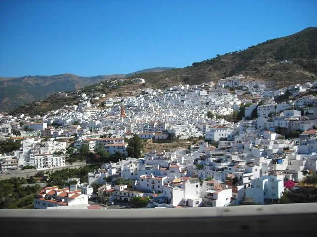 Alojamiento turístico CASA CORDOBA en CÓMPETA · MÁLAGA