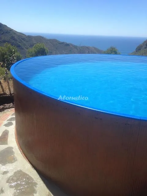Alojamiento turístico CORTIJO MARÍA en NERJA · MÁLAGA