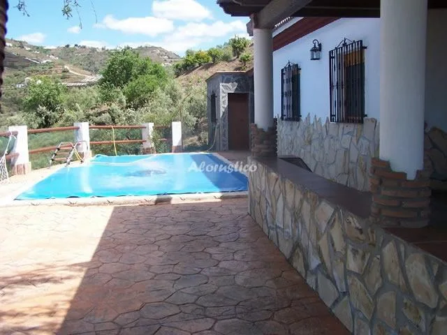 CASA LAS ESPARRAGUERAS en CÓMPETA — miniatura 12