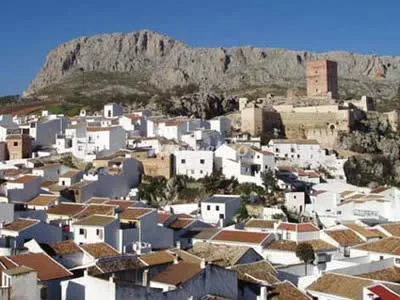 Alojamiento turístico CASITAS DE CAÑOSANTO--OLIVO en CAÑETE LA REAL · MÁLAGA