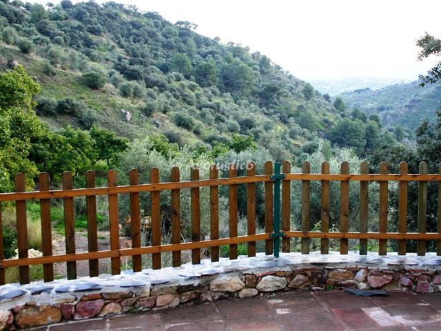 Alojamiento turístico LA CASA DE LOS AGUACATES en TOLOX, MÁLAGA