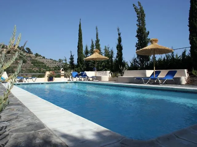 Alojamiento turístico FINCA CARINA-BODEGA en FRIGILIANA · MÁLAGA