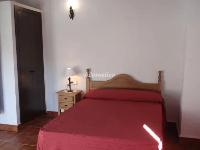 CASAS RURALES LA HUERTA-LA CASA GRANDE en CAMPANILLAS — miniatura 8