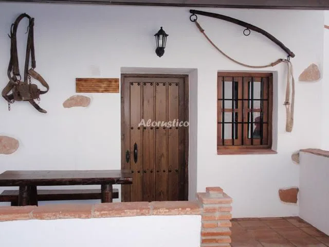 CASAS RURALES LA HUERTA-LA CUADRA en CAMPANILLAS — miniatura 12