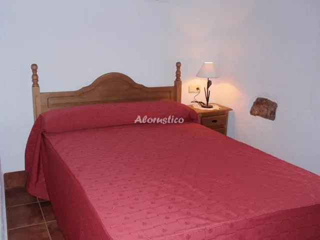 CASAS RURALES LA HUERTA-LA CUADRA en CAMPANILLAS — miniatura 8