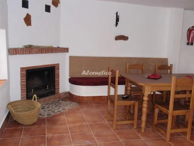 CASAS RURALES LA HUERTA-LA CUADRA en CAMPANILLAS — miniatura 13