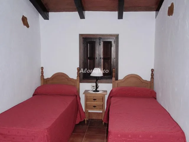 CASAS RURALES LA HUERTA-LA YEGÜERIZA PLANTA BAJA en CAMPANILLAS — miniatura 5