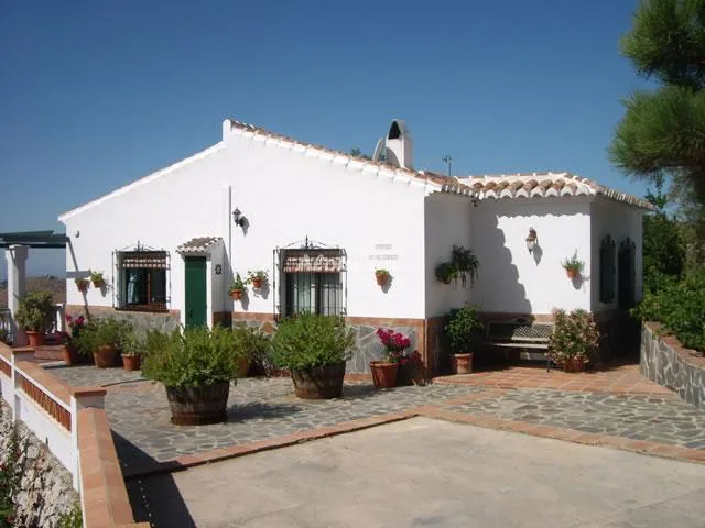 CORTIJO CUATRO CAMINOS en FRIGILIANA — miniatura 10