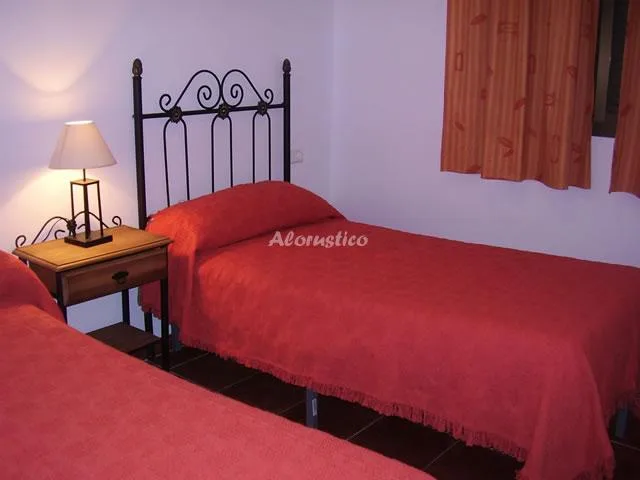 CASA LOS PÉREZ en SEDELLA — miniatura 9