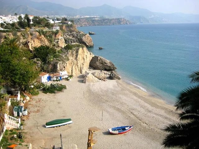 Alojamiento turístico VILLA ELISA en NERJA · MÁLAGA