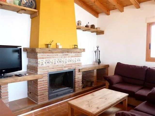 CASA BALCÓN DE LA AXARQUÍA en ALMÁCHAR — miniatura 4
