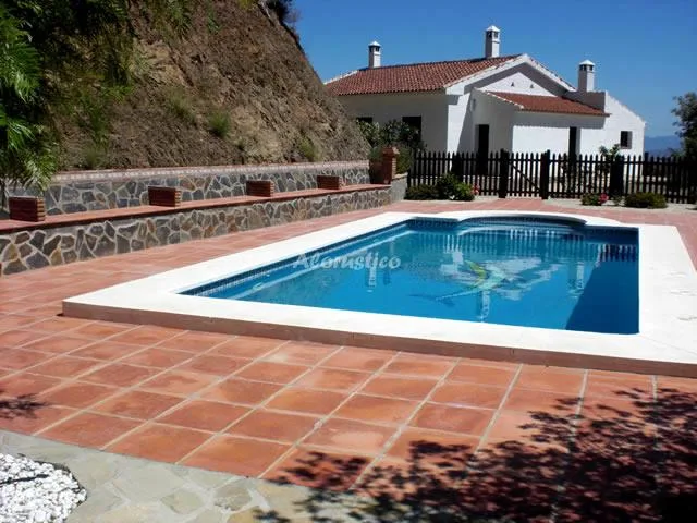 CASA EL EMIGRANTE en ÁLORA — miniatura 17