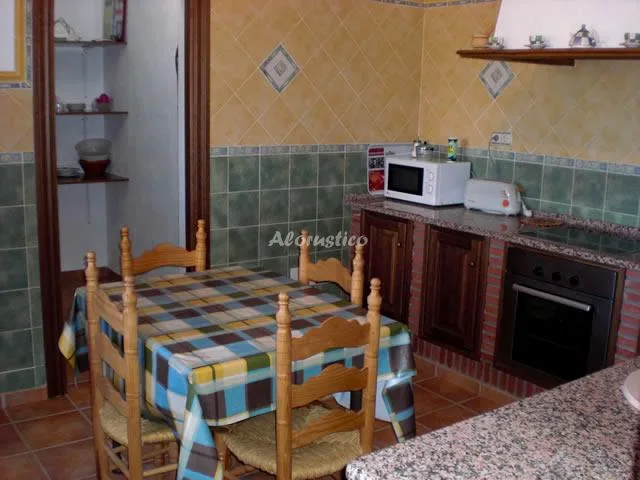 CASA EL EMIGRANTE en ÁLORA — miniatura 4