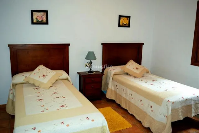 CASA EL EMIGRANTE en ÁLORA — miniatura 5