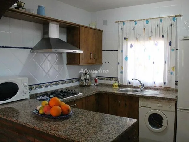 CASA LEONOR en ALMÁCHAR — foto 2