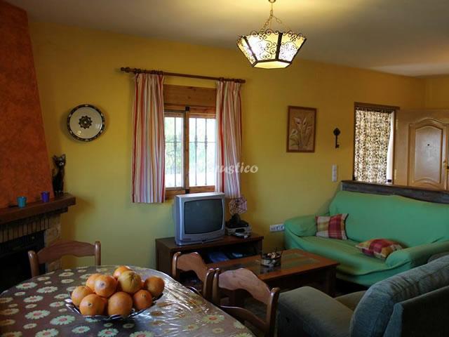CASA LEONOR en ALMÁCHAR — foto 3