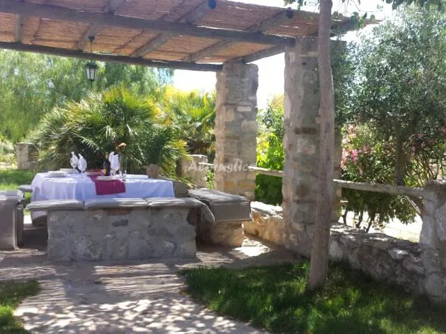 Alojamiento turístico CASA EL GUINDO en LA HIGUERA-ANTEQUERA · MÁLAGA