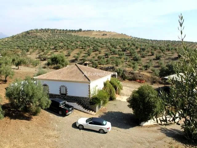 Alojamiento turístico RANCHO VALENTÍN en ALOZAINA · MÁLAGA