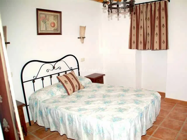 CORTIJO LA HIGUERILLA en VILLANUEVA DEL TRABUCO — miniatura 15