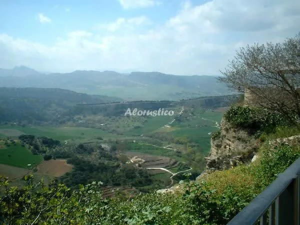 LA ALCAZABA DE SERRATO en SERRATO — foto 3