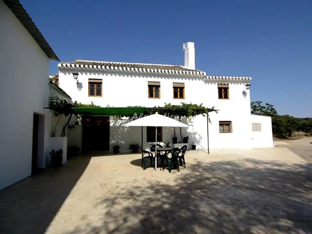CORTIJO SANTA EMILIA en VILLANUEVA DEL ROSARIO — foto principal