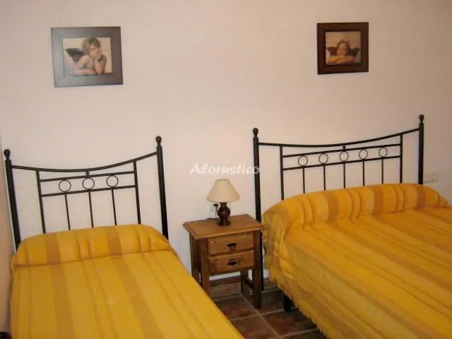 MIRADOR LAS CLARAS en IZNATE — miniatura 5