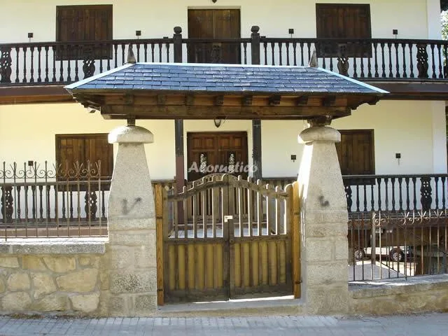 EL HÓRREO--LA CARCAMALA en MIRAFLORES DE LA SIERRA — miniatura 16