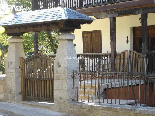 EL HÓRREO--LA CARCAMALA en MIRAFLORES DE LA SIERRA — miniatura 14