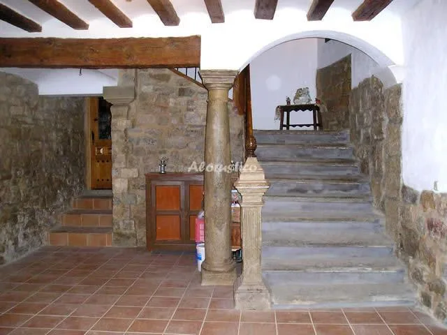 CASA ECHEGOYEN en MIRANDA DE ARGA — miniatura 6