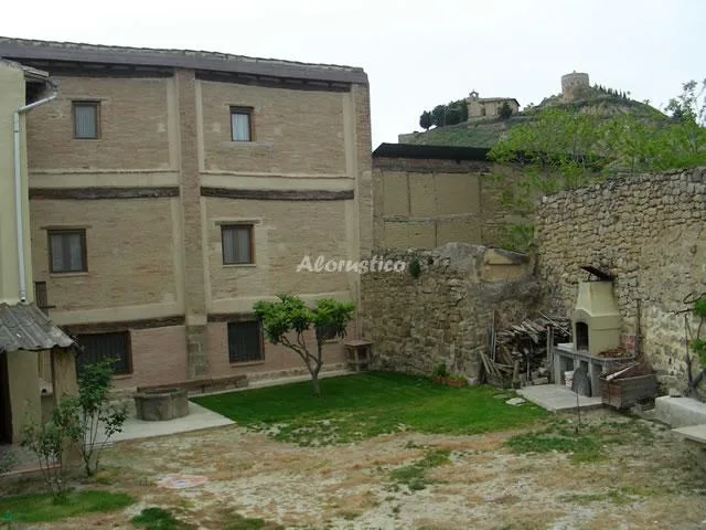 Alojamiento turístico CASA ECHEGOYEN en MIRANDA DE ARGA · NAVARRA