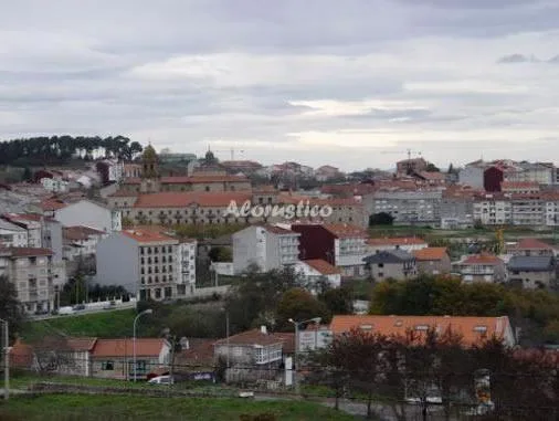 CASA O CANTON en CELANOVA — foto 1 de 22
