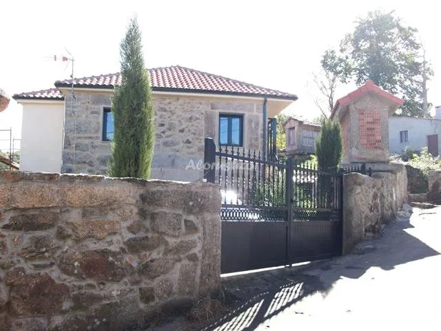 CASA PARRULO en GUNTUMIL — foto 1 de 12