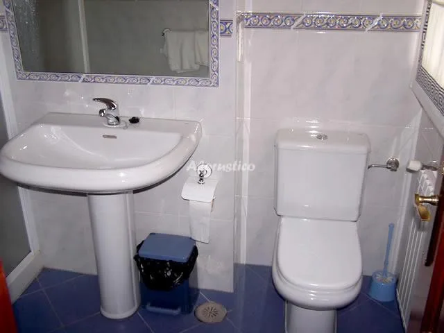 PENSIÓN RURAL CASA CUÑA-HABIT 101-MATRIMONIO CON SUPLET (BAÑERA) en TOMIÑO — miniatura 12