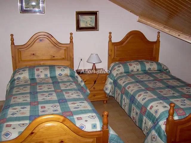 PENSIÓN RURAL CASA CUÑA-HABIT 101-MATRIMONIO CON SUPLET (BAÑERA) en TOMIÑO — miniatura 5