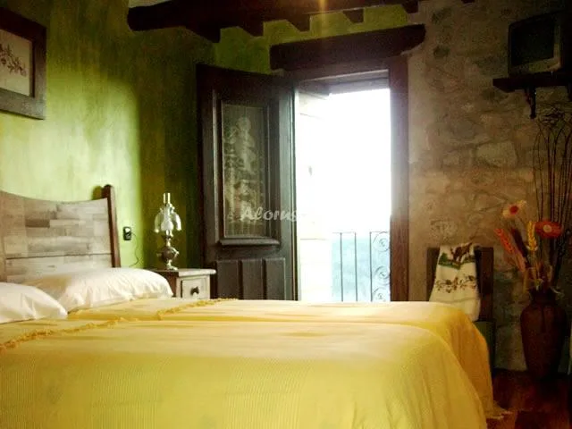 CASA AMPARO en MOGARRAZ — foto 3