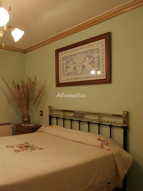 CASA DE LA ABUELA en CEPEDA DE LA SIERRA — miniatura 7