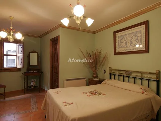 CASA DE LA ABUELA en CEPEDA DE LA SIERRA — miniatura 4