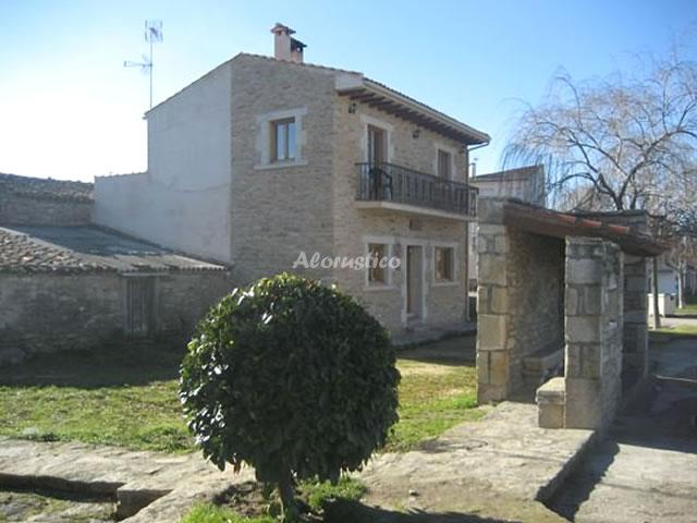Alojamiento turístico CASA LA FUENTE en TRABANCA, SALAMANCA