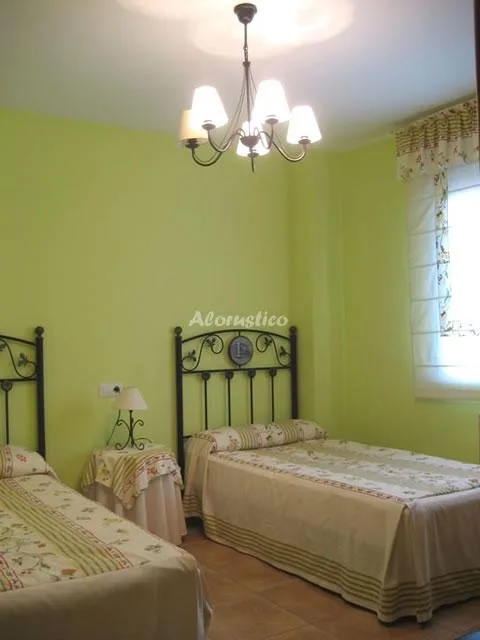 CASA ZAPATERO en TRABANCA — miniatura 8