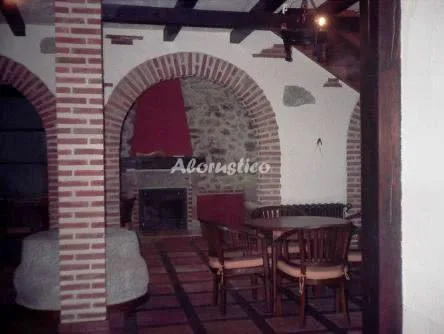 CASA RURAL MONTESA en SAN PELAYO DE GUAREÑA — miniatura 4