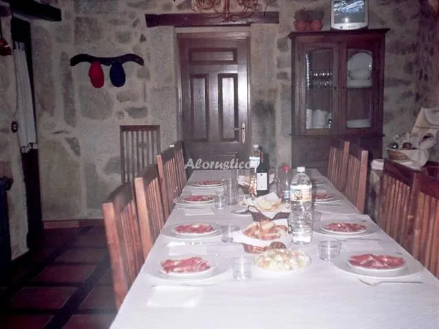 CASA RURAL MONTESA en SAN PELAYO DE GUAREÑA — miniatura 10