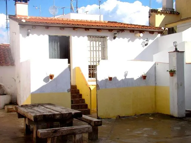 APARTAMENTO EL CUARTEL en ALANÍS — miniatura 4