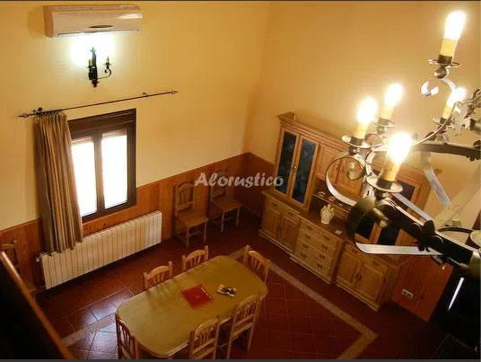 CASA SOLANA DEL CASTILLO en ALANÍS — miniatura 4