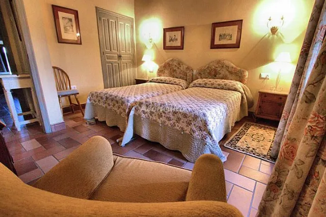 DEHESA CASA QUEMADA en GERENA — miniatura 5