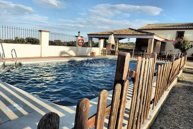 DEHESA CASA QUEMADA en GERENA — miniatura 17