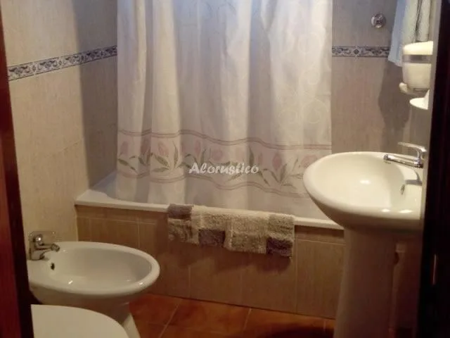 APARTHOTEL LAS PALOMAS - DUCHA HIDROMASAJE en LA PUEBLA DE LOS INFANTES — foto 2