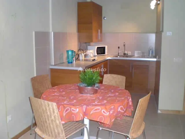 REFITOLERÍA APARTAMENTOS B en SEGOVIA — miniatura 9